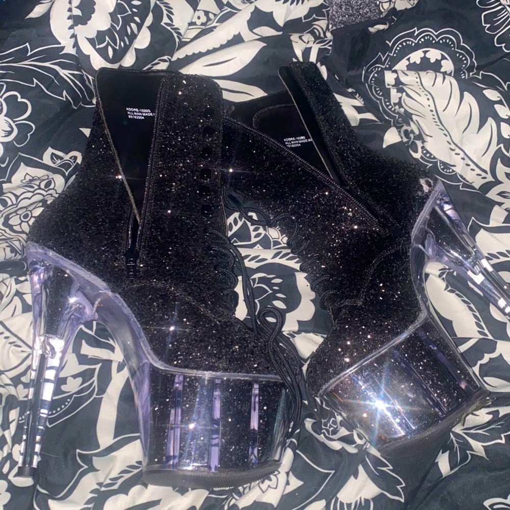 Women’s Clear Heels Size 9 Dancer/Entertainer Heels